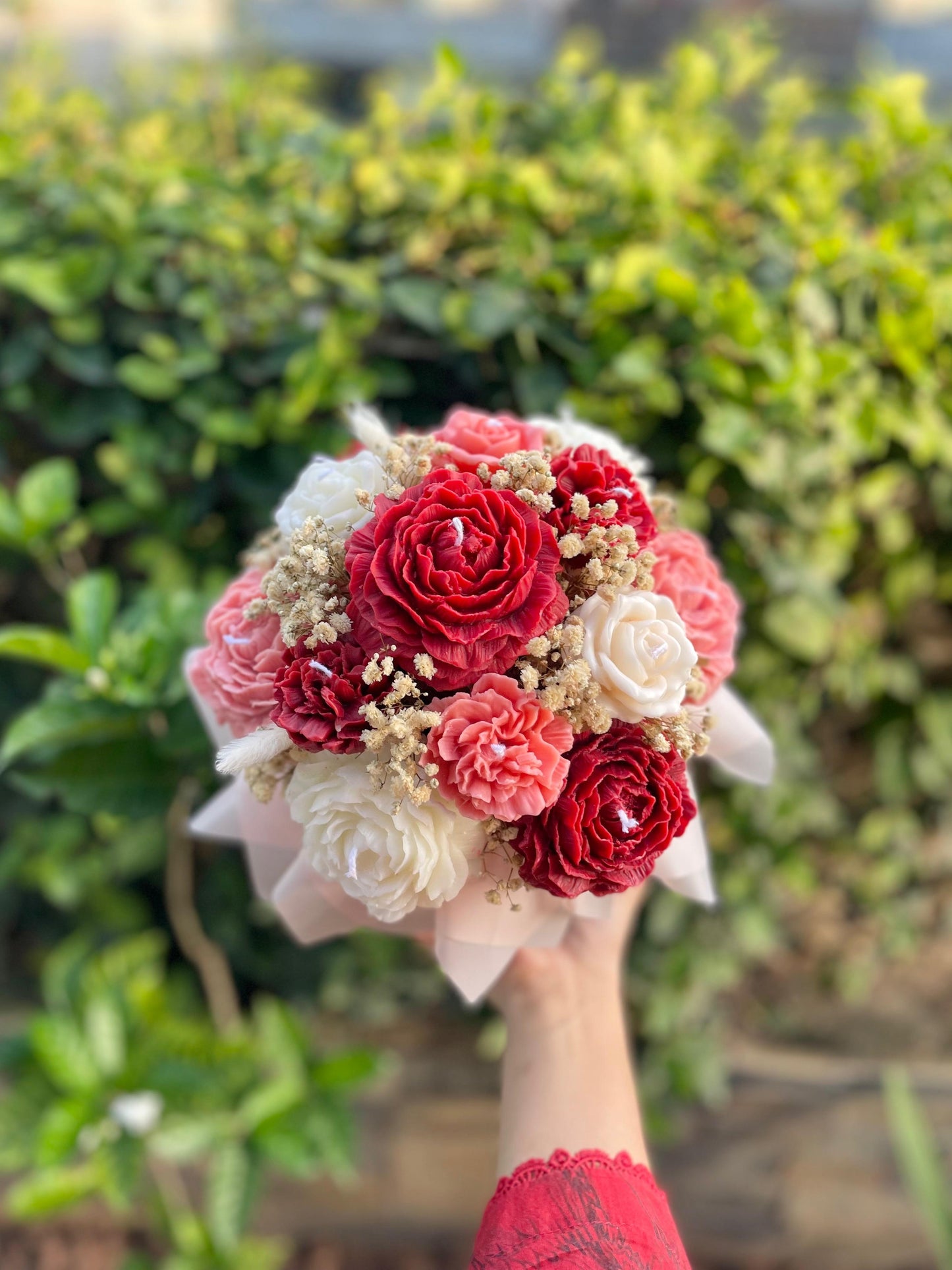 Peony & rose bouquet