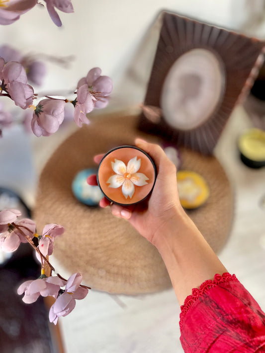 Floral tin candle