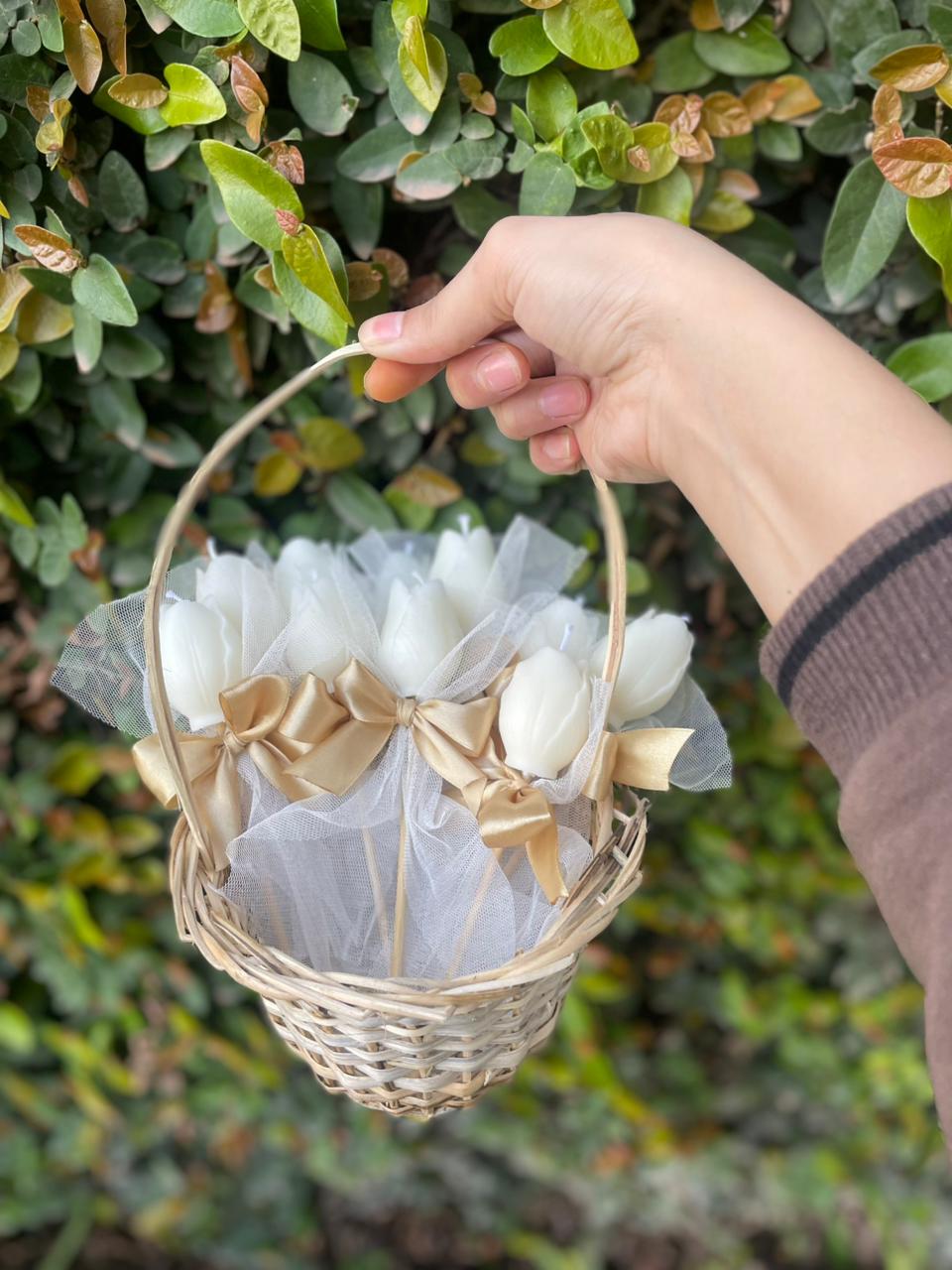 Tulip favors