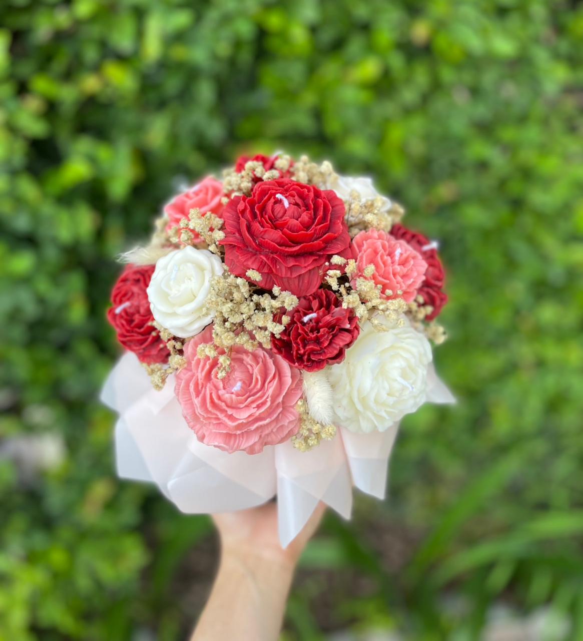 Peony & rose bouquet